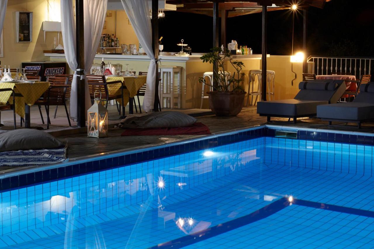 Hermes Hotel Вромолимнос Экстерьер фото